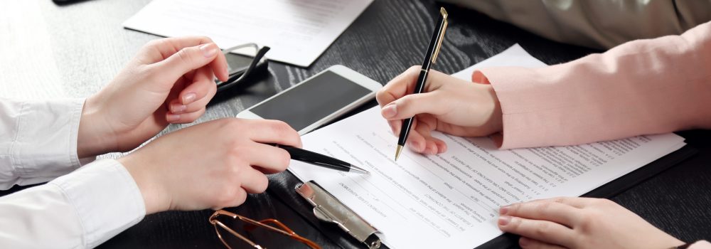 cropped-Lawyer-meeting-1